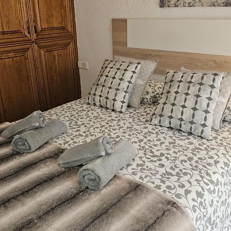 Ideal Holiday Apartment One Bedroom City Center Malaga Ngoại thất bức ảnh