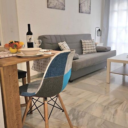 Ideal Holiday Apartment One Bedroom City Center Malaga Ngoại thất bức ảnh